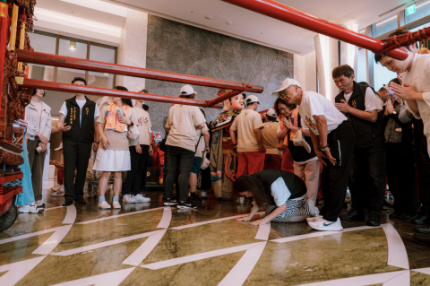 LINE_ALBUM_202666_260606_42_0