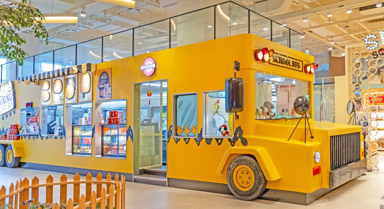 スヌーピーキッチンカー-野球殿堂 & 野球殿堂ガーデンホテル